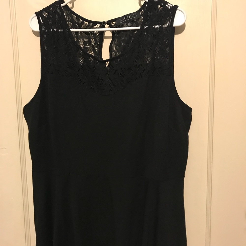 Black tank top with lace
